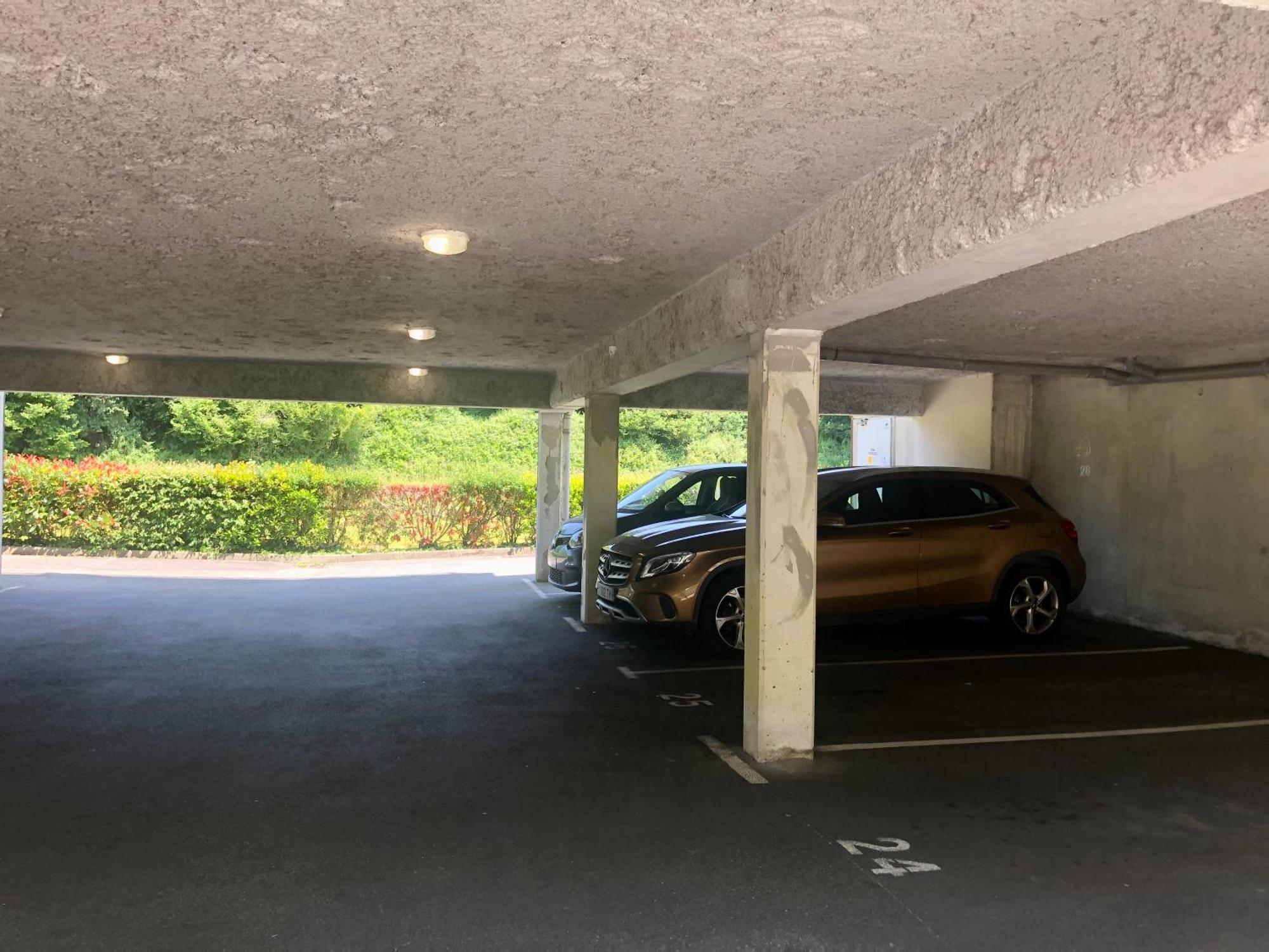 Appartement Au Calme Nature Et Centre Ville カンペール エクステリア 写真
