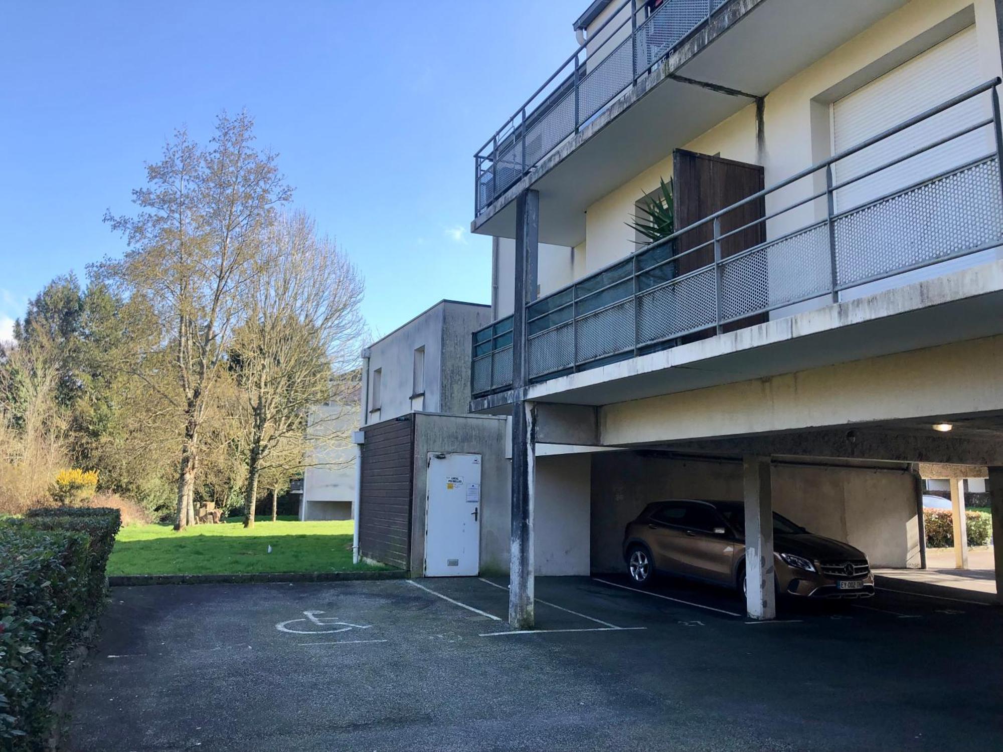 Appartement Au Calme Nature Et Centre Ville カンペール エクステリア 写真