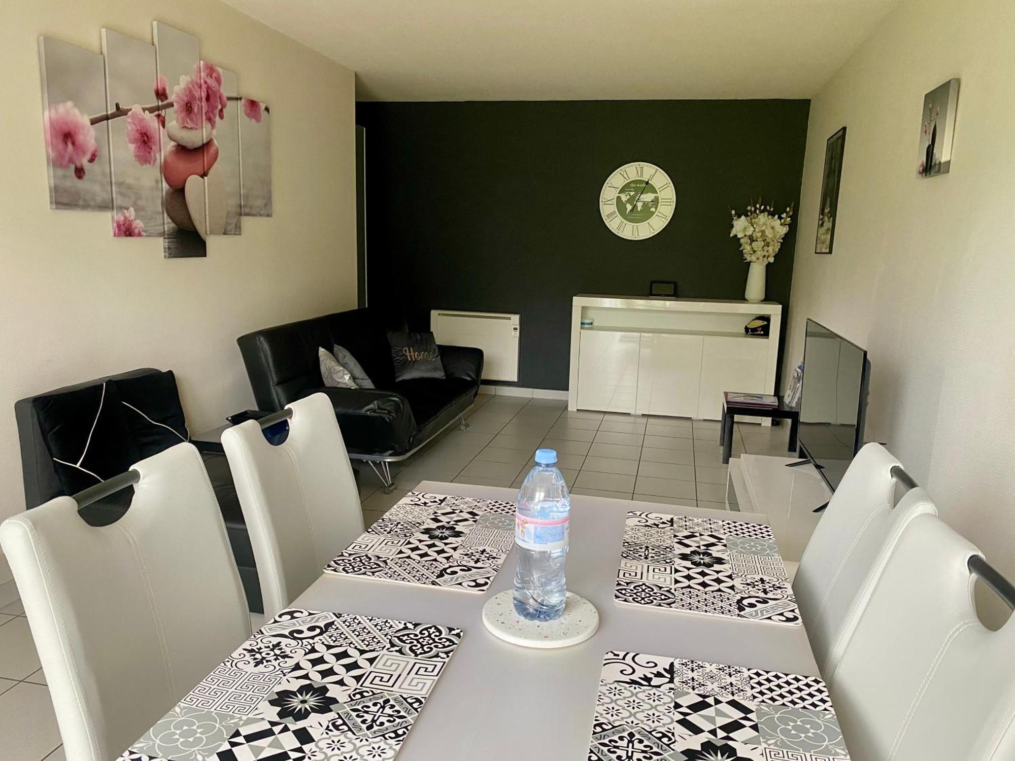 Appartement Au Calme Nature Et Centre Ville カンペール エクステリア 写真